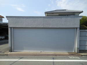 ④電動式ワイドアルミシャッター（電動式）3