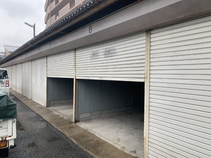 株式会社エイワシャッター　阿倍野区　スラット取替え修理の画像