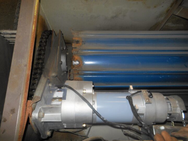 シャッターが動かない原因と修理対応の画像