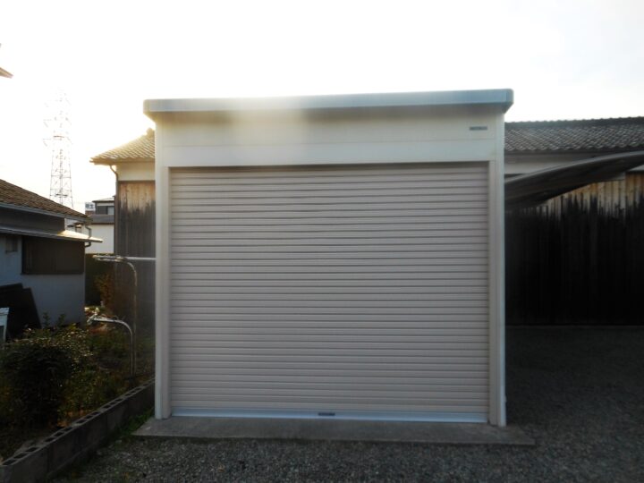 斑鳩町 株式会社エイワシャッター ガレージシャッター取替工事の画像