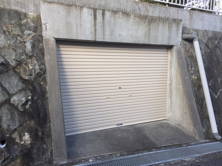 伊丹市　株式会社エイワシャッター　ガレージシャッター取替工事の画像