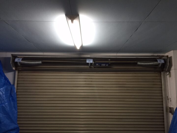奈良市　株式会社エイワシャッター　軽量シャッター電動化工事の画像