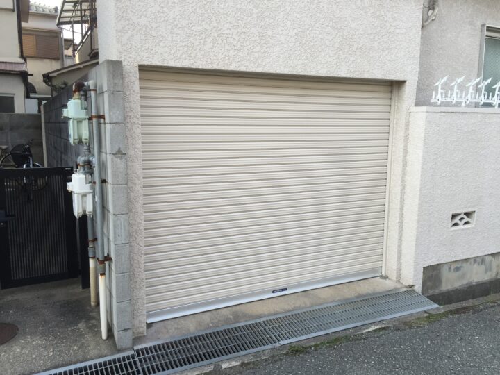 尼崎市　株式会社エイワシャッター　電動シャッター取替え工事の画像