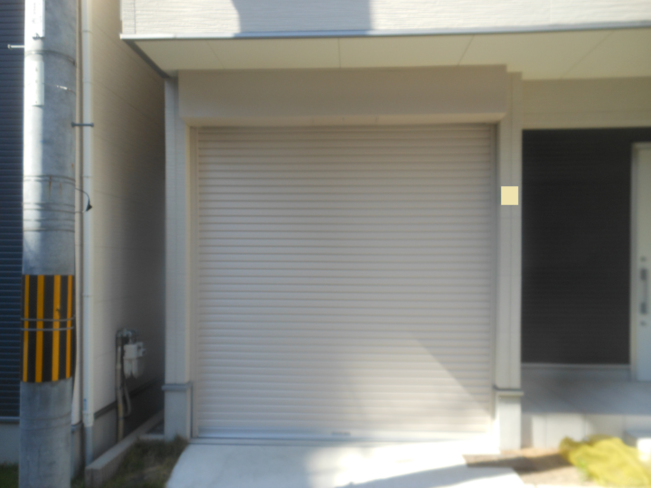 株式会社エイワシャッター　浪速区　ガレージシャッター取付工事の画像