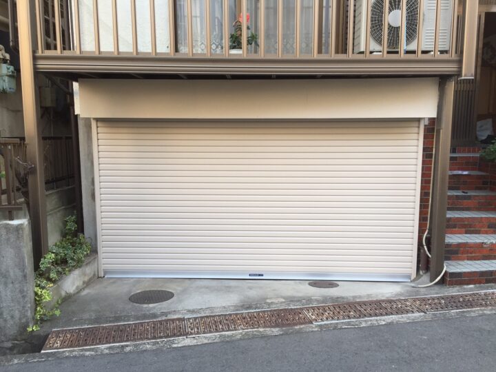 城東区　株式会社エイワシャッター　電動シャッター取替え工事の画像