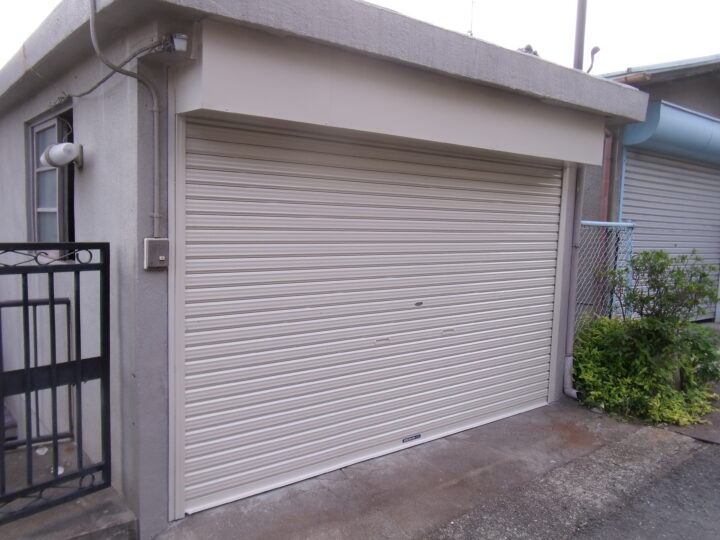 王寺町　株式会社エイワシャッター　ガレージシャッター取替工事の画像