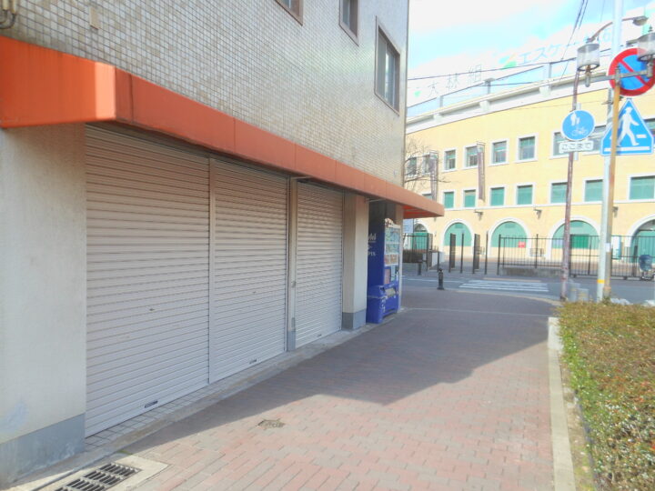株式会社エイワシャッター　西宮市　軽量シャッター取替え工事の画像