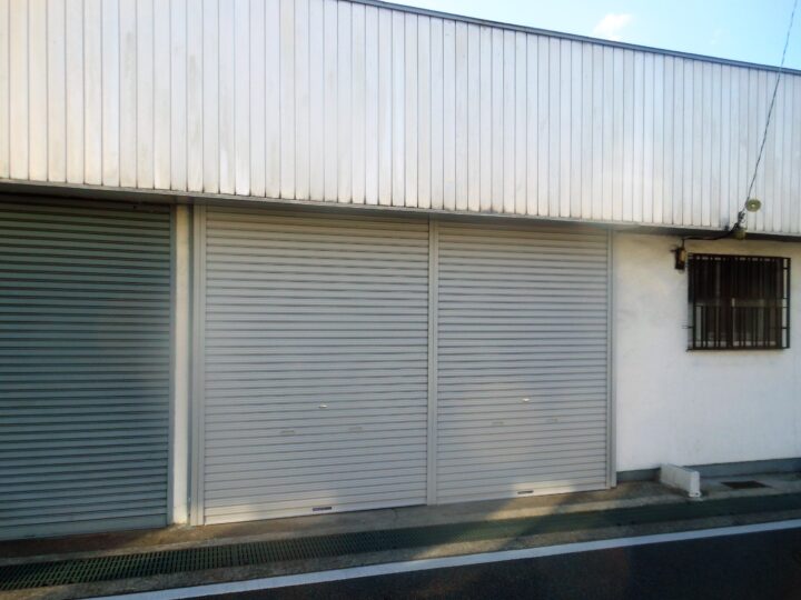 松原市　株式会社エイワシャッター　倉庫軽量シャッター交換工事の画像