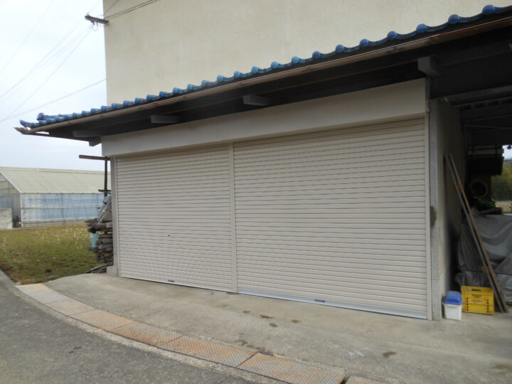 河内長野市　株式会社エイワシャッター　ガレージシャッター交換の画像