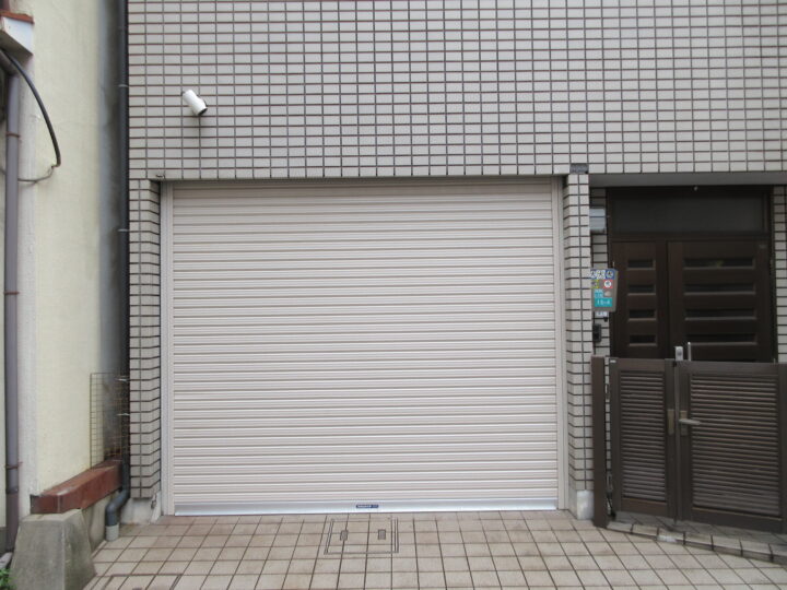 株式会社エイワシャッター　大阪市西区　電動シャッター交換工事の画像