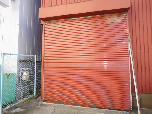 守口市　株式会社エイワシャッター　シャッタースラット取替修理の画像