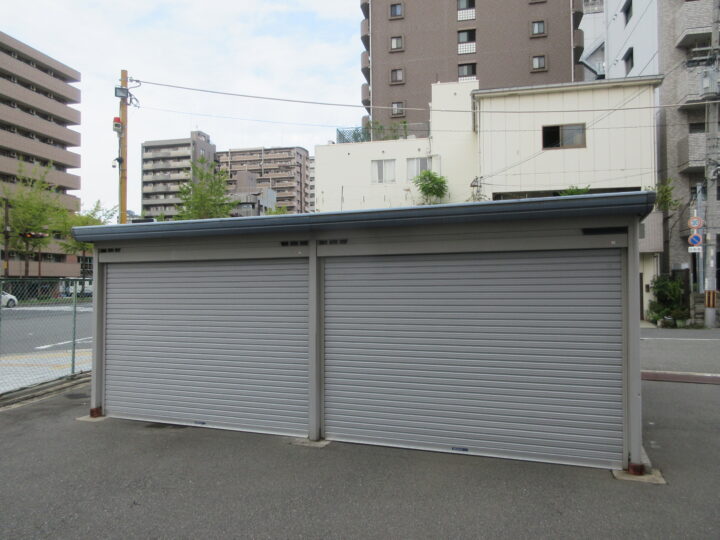 浪速区 株式会社エイワシャッター 車庫電動シャッター取替工事の画像