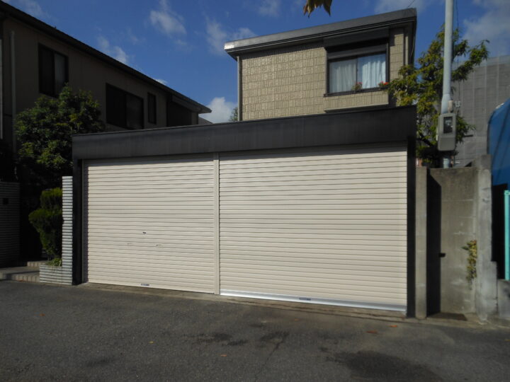 大阪府門真市　ガレージ電動シャッター取替え工事の画像
