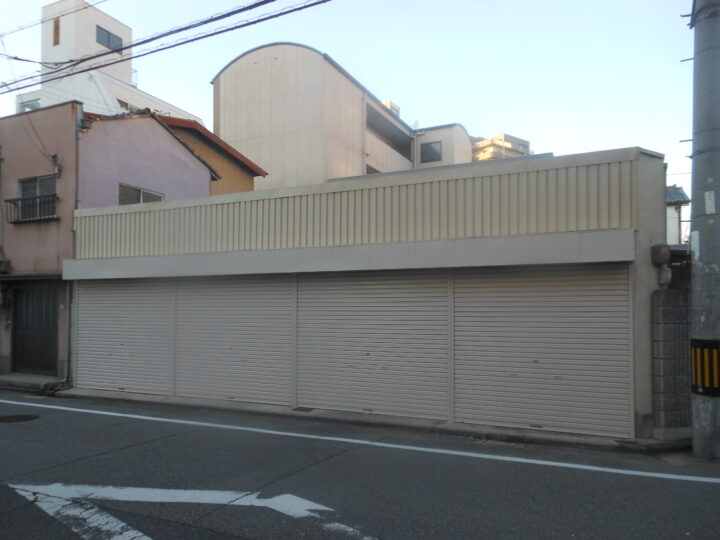 堺市堺区　ガレージ軽量シャッター取替え工事の画像