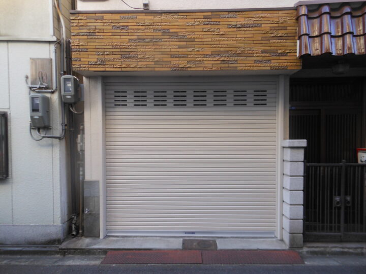 岸和田市　株式会社エイワシャッター　電動シャッター取替え工事の画像