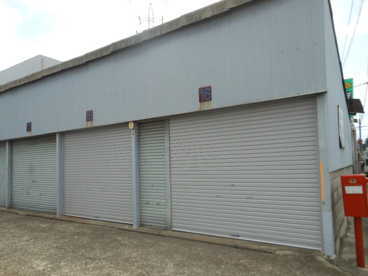 株式会社エイワシャッター 堺市北区 軽量シャッター取替え工事の画像