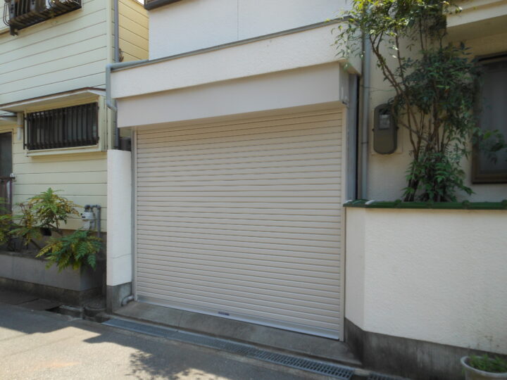 池田市　株式会社エイワシャッター　ガレージシャッター取替工事の画像