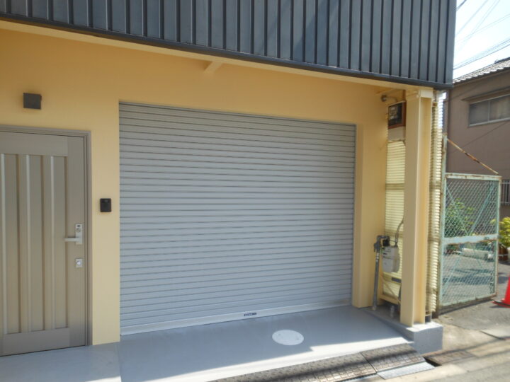 株式会社エイワシャッター　淀川区　ガレージシャッター取付工事の画像
