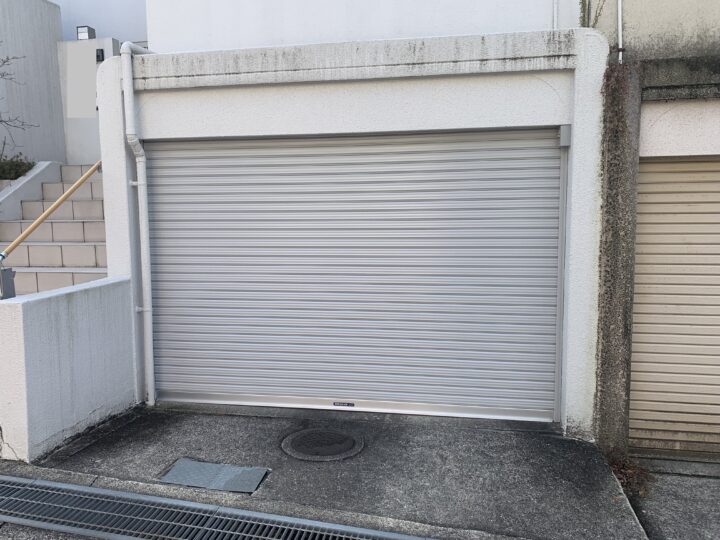 東大阪市　株式会社エイワシャッター　電動シャッター交換工事の画像