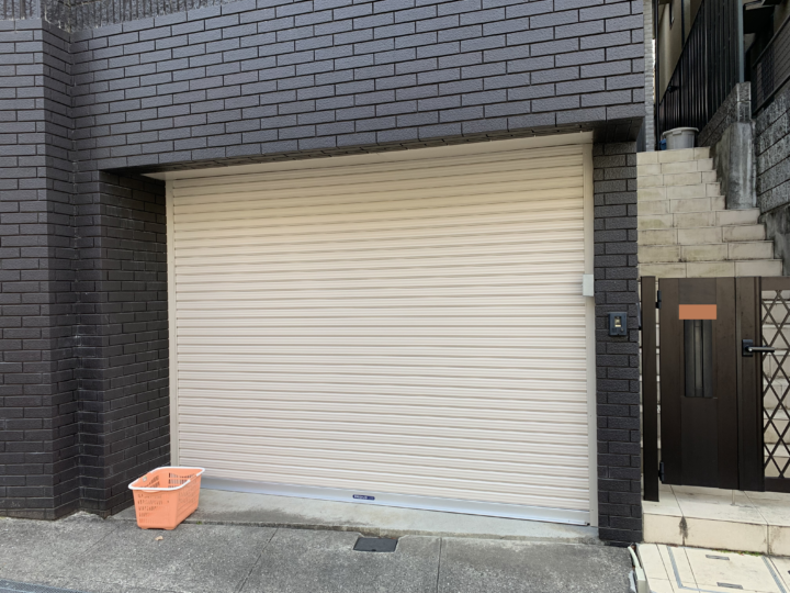 株式会社エイワシャッター　堺市南区　電動シャッター取替え工事の画像