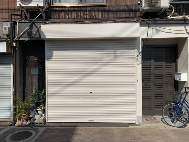 大阪市西区　株式会社エイワシャッター　車庫シャッター交換工事の画像