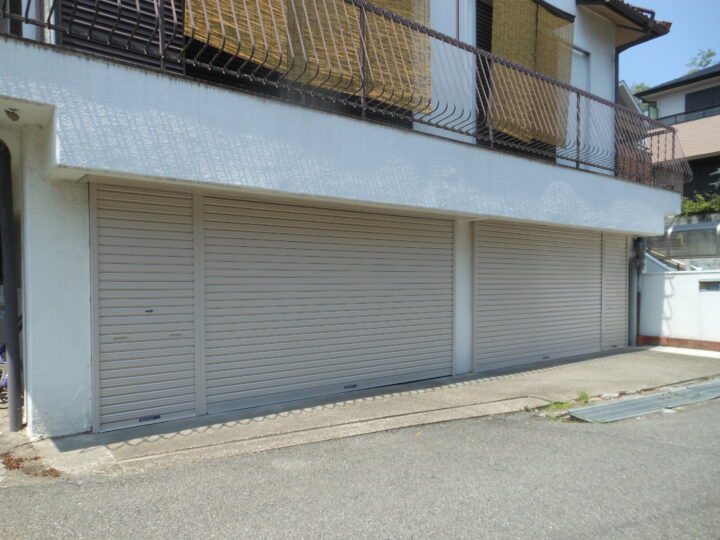株式会社エイワシャッター豊中　ガレージシャッター取替え工事の画像