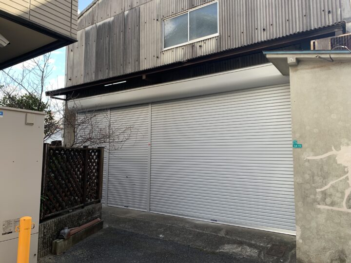 平野区 株式会社エイワシャッター 倉庫電動シャッター交換工事の画像