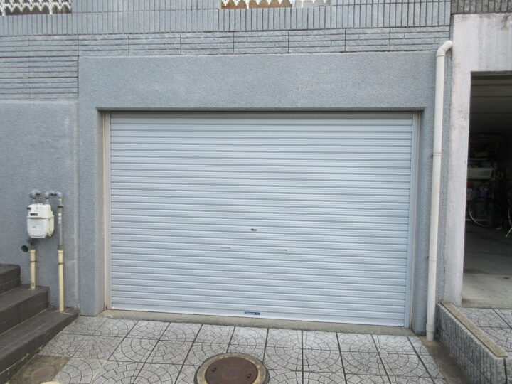 生駒市 株式会社エイワシャッター 車庫手動シャッター交換工事の画像