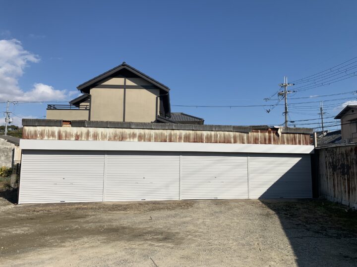 岸和田市　株式会社エイワシャッター　車庫シャッター交換工事の画像